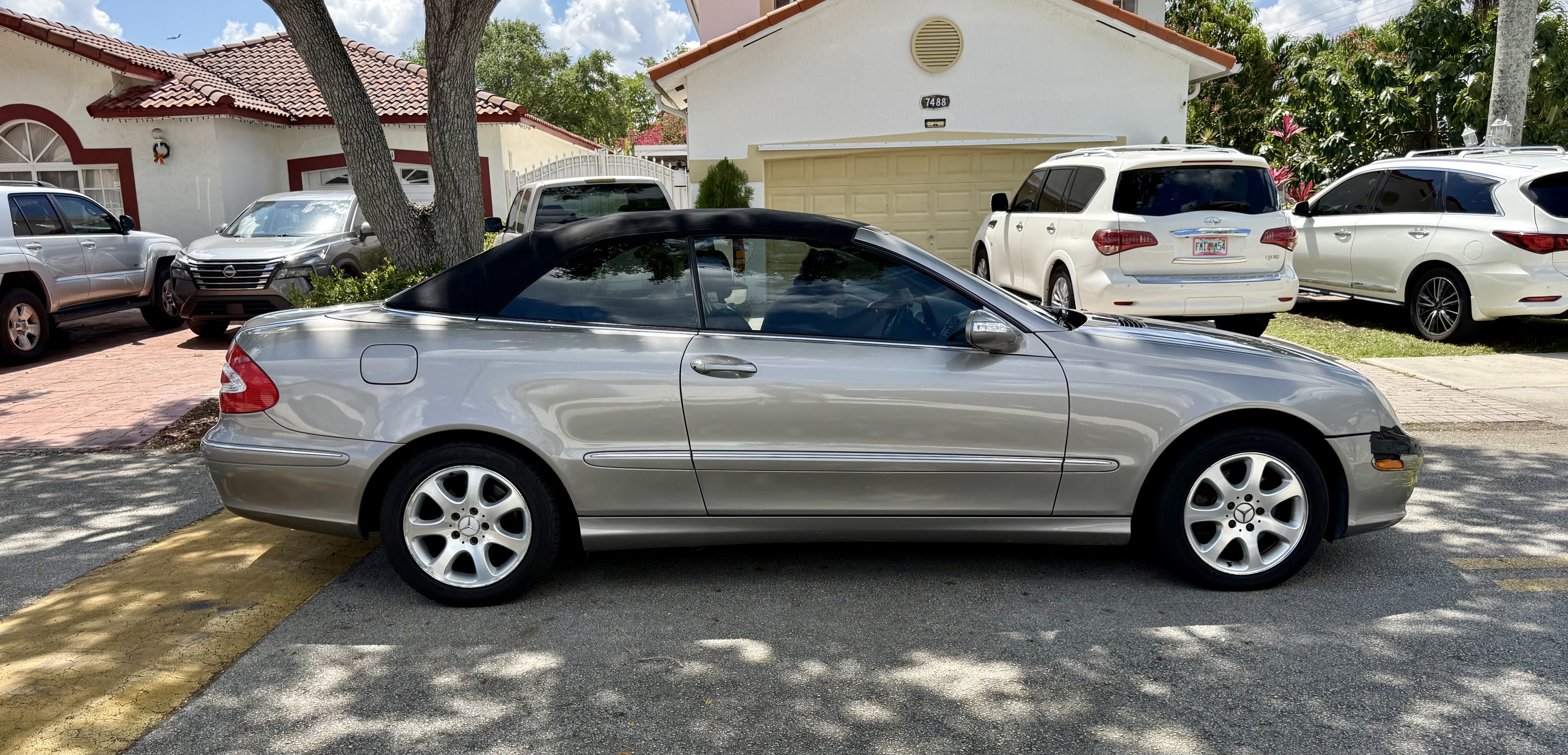 Used 2004 Mercedes-Benz CLK 320 Cabriolet image 8