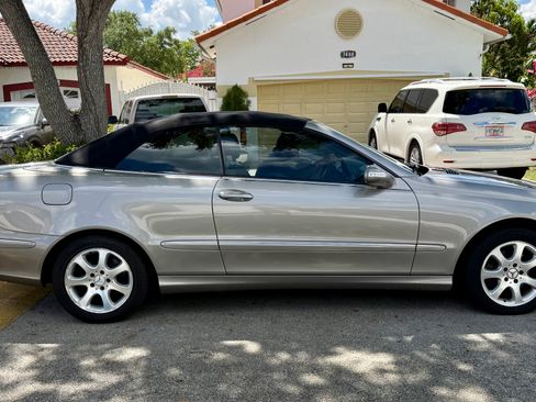 Used 2004 Mercedes-Benz CLK 320 Cabriolet image 8