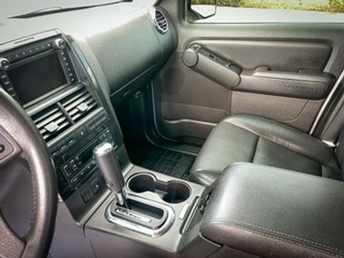 Used 2010 Ford Explorer Sport Trac Limited RWD image 15