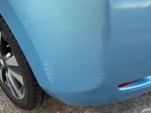 Used 2015 Nissan Leaf SL image 15