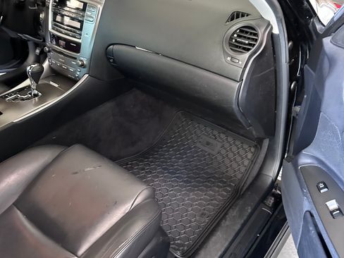 Used 2008 Lexus IS 250 RWD image 10