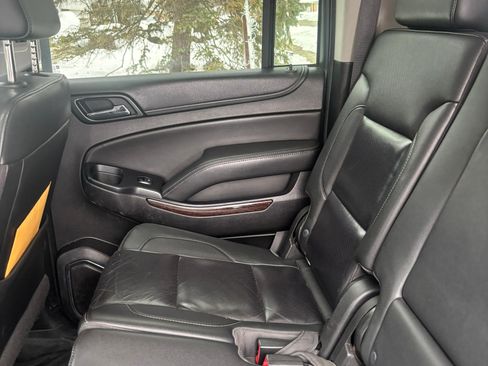 Used 2018 GMC Yukon XL SLT image 10