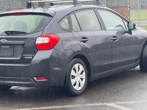 Used 2013 Subaru Impreza 2.0i Sport Premium image 6