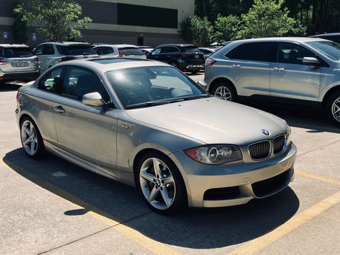 Used 2010 BMW 135i Coupe RWD image 1