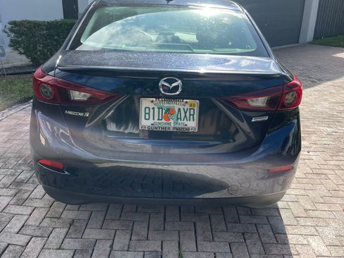 Used 2017 MAZDA MAZDA3 Grand Touring image 8