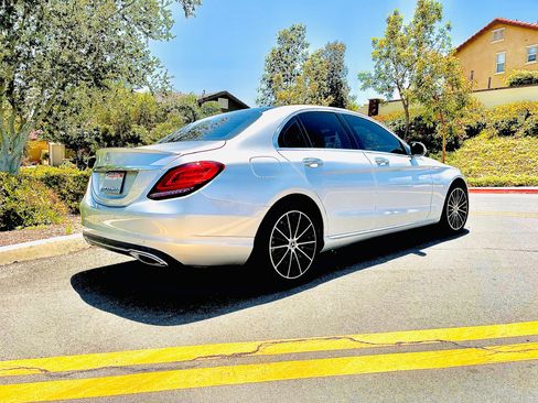 Used 2019 Mercedes-Benz C 300 Sedan image 9