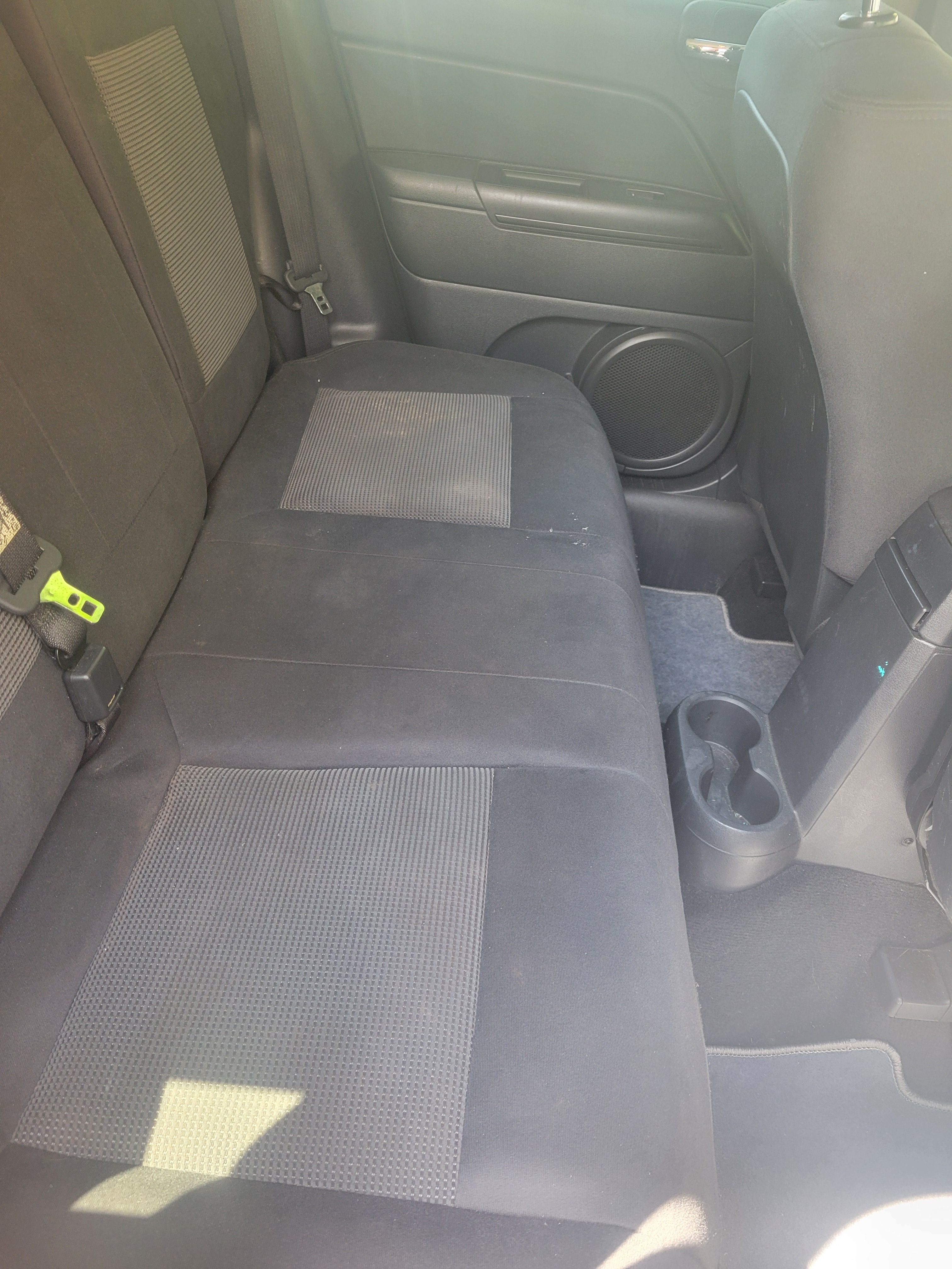 Used 2012 Jeep Patriot Latitude AWD/4WD image 9