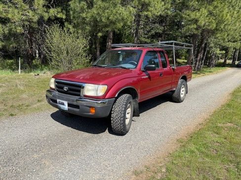 Used 1998 Toyota Tacoma 4x4 Xtracab V6 image 1