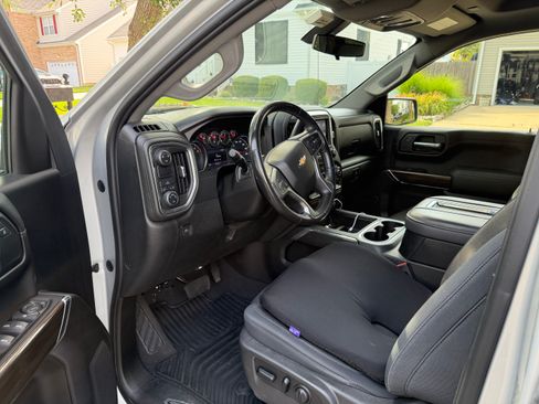 Used 2019 Chevrolet Silverado 1500 LT w/ All-Star Edition RWD image 18