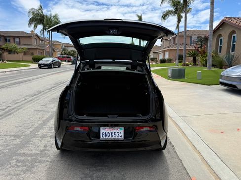 Used 2017 BMW i3 w/ Range Extender image 9