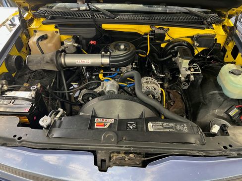 Used 1993 Chevrolet Silverado 1500 2WD Extended Cab image 6