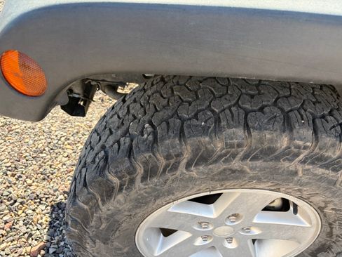 Used 2007 Jeep Wrangler X image 4