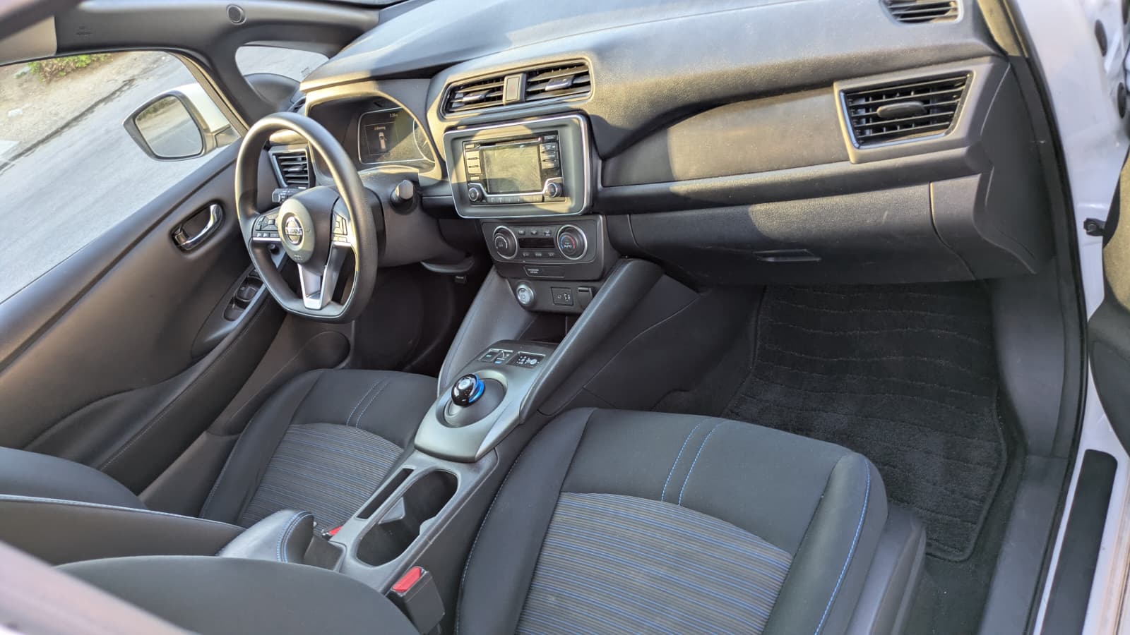 Used 2019 Nissan Leaf S w/ S Charge Package FWD image 7