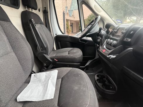 Used 2019 RAM ProMaster 2500 image 9
