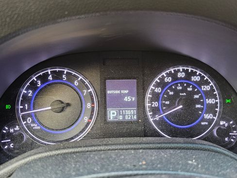 Used 2012 INFINITI G37 x Sedan w/ Premium Pkg image 17