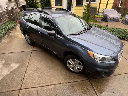 Used 2015 Subaru Outback 2.5i AWD/4WD image 4