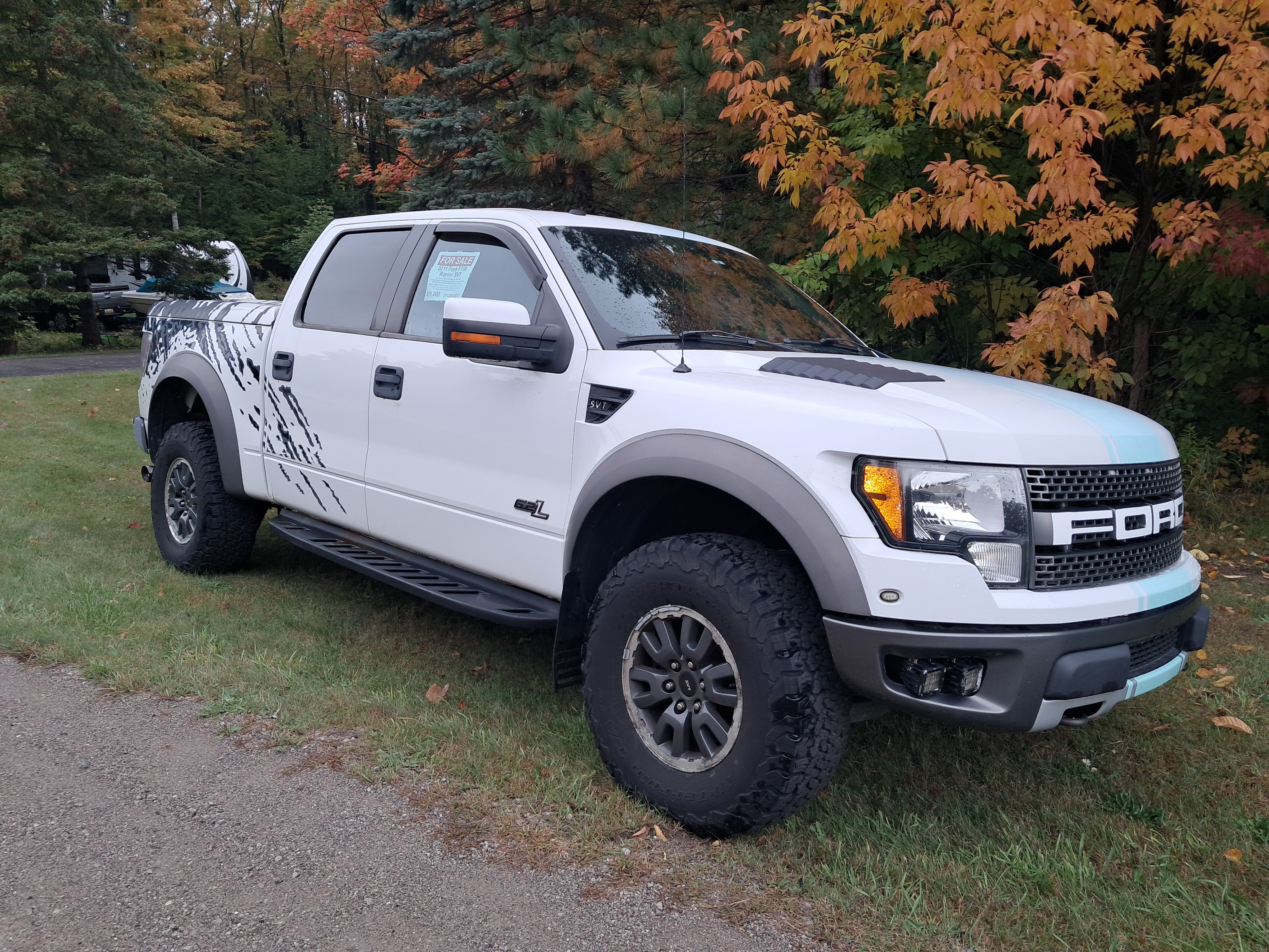 Used 2011 Ford F150 Raptor w/ Raptor Luxury Pkg AWD/4WD image 2