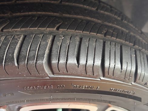 Used 2018 Jeep Renegade Limited w/ UConnect 8.4 Nav Group image 11