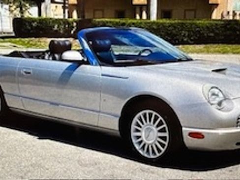 Used 2005 Ford Thunderbird Deluxe image 6