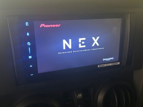 Used 2009 Jeep Wrangler Unlimited Rubicon image 11