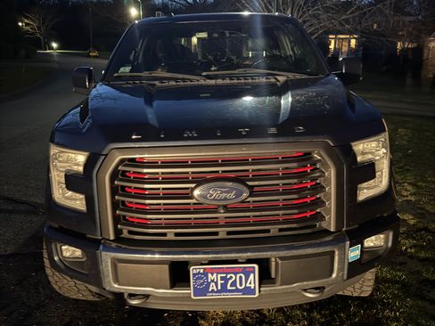 Used 2016 Ford F150 Limited image 4