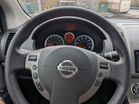 Used 2012 Nissan Sentra 2.0 S image 13