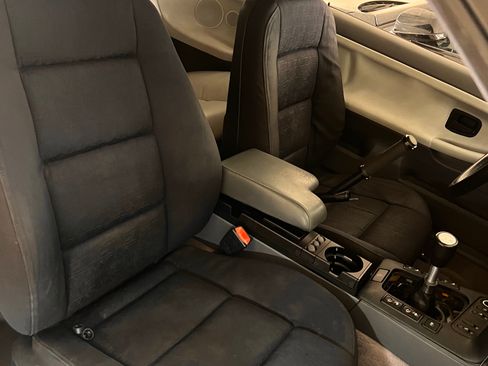 Used 1997 BMW 328i Convertible image 26