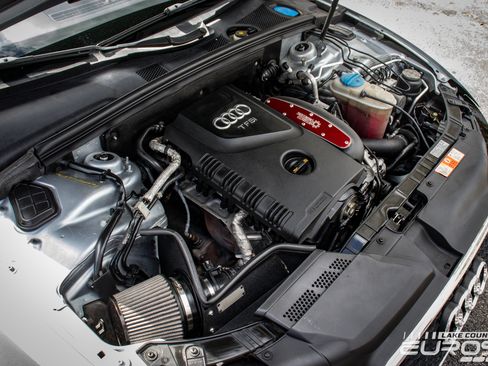 Used 2010 Audi A5 2.0T Premium image 11