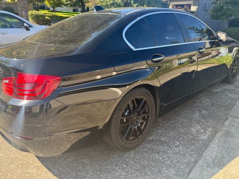 Used 2013 BMW 528i Sedan image 10