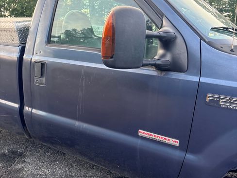 Used 2004 Ford F250 XL RWD image 5