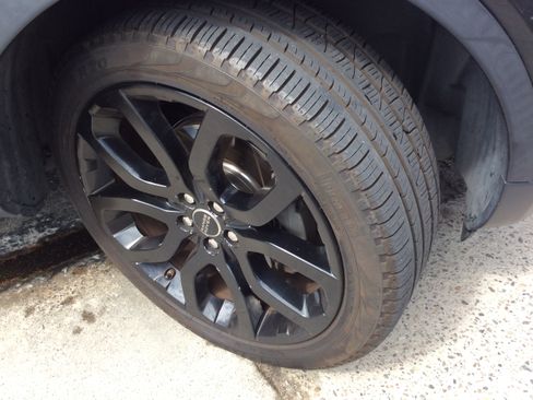 Used 2017 Land Rover Range Rover Evoque SE Premium image 14