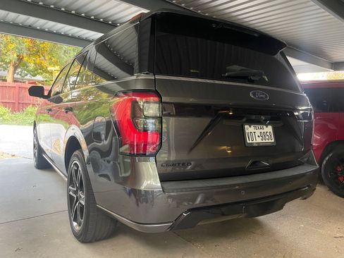 Used 2020 Ford Expedition Limited w/ Equipment Group 303A RWD image 4