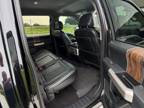 Used 2019 Ford F150 Lariat RWD image 15