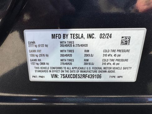 Used 2024 Tesla Model X AWD/4WD image 21