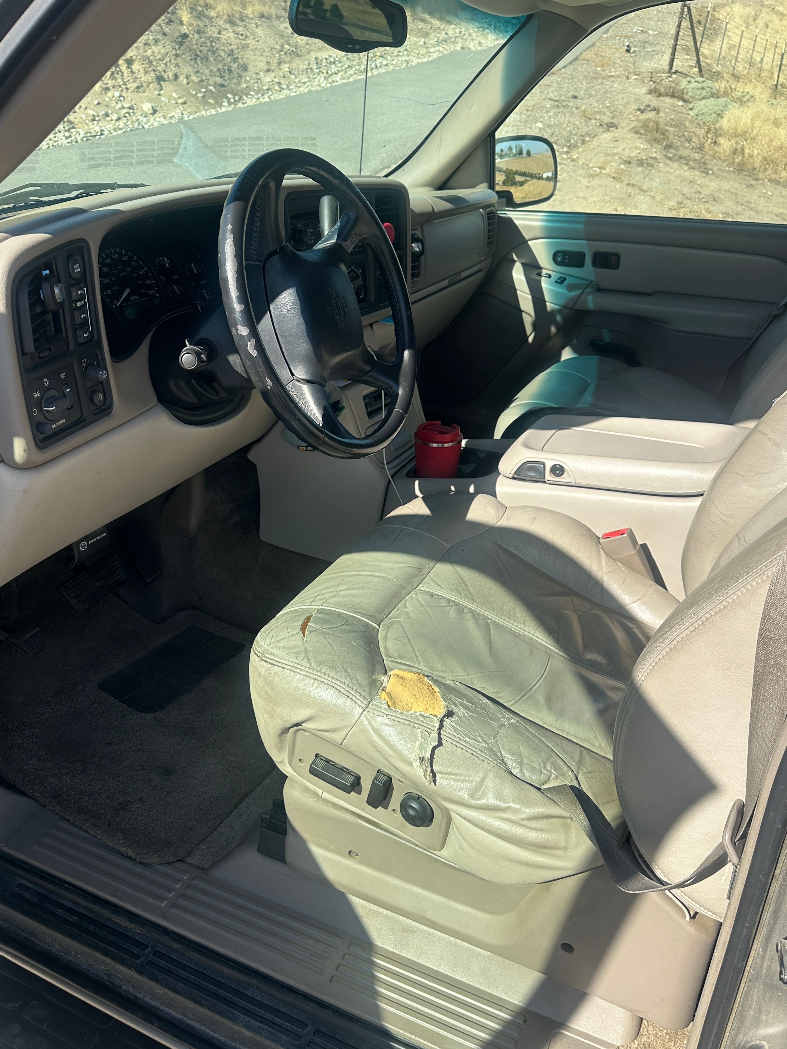 Used 2002 Chevrolet Tahoe LT AWD/4WD image 15