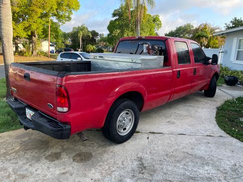 Used 2003 Ford F250 XL image 2