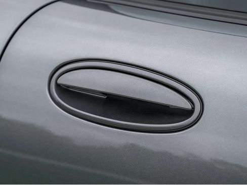 Used 2003 Chevrolet Corvette Convertible w/ Preferred Equipment Group1 image 29