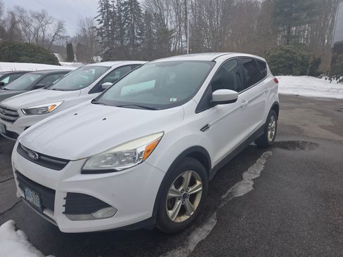 Used 2014 Ford Escape SE image 12