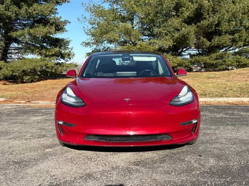 Used 2018 Tesla Model 3 Long Range image 4