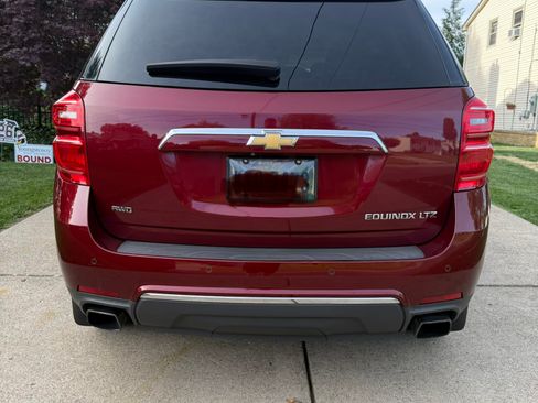 Used 2016 Chevrolet Equinox LTZ w/ Enhanced Convenience Package AWD/4WD image 9