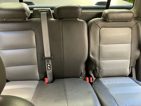 Used 2004 Ford Explorer Sport Trac XLT image 17