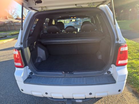 Used 2008 Ford Escape Limited image 19