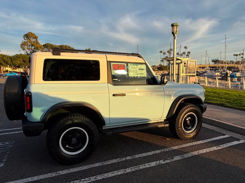 Used 2024 Ford Bronco Heritage Edition image 4