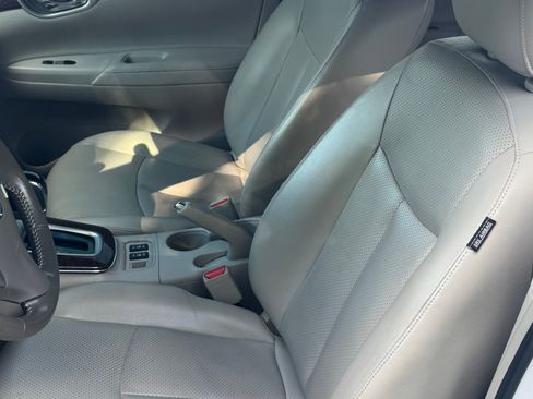 Used 2013 Nissan Sentra SL w/ Premium Pkg FWD image 8