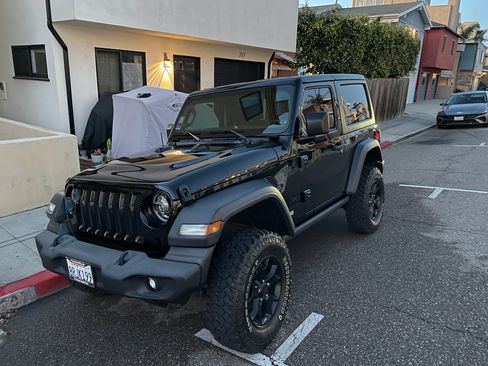 Used 2020 Jeep Wrangler Sport image 2