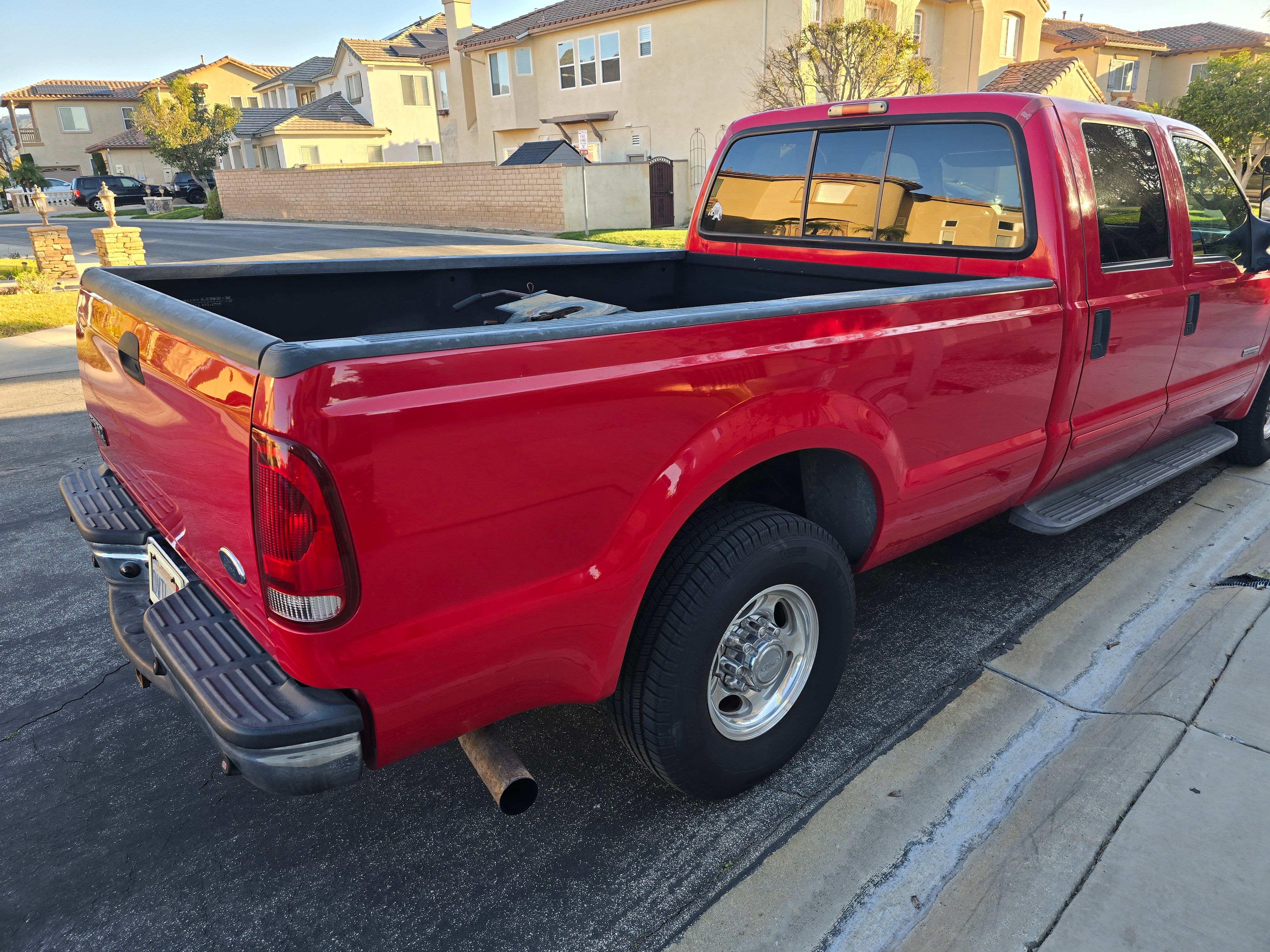 Used 2003 Ford F350 Lariat RWD image 9