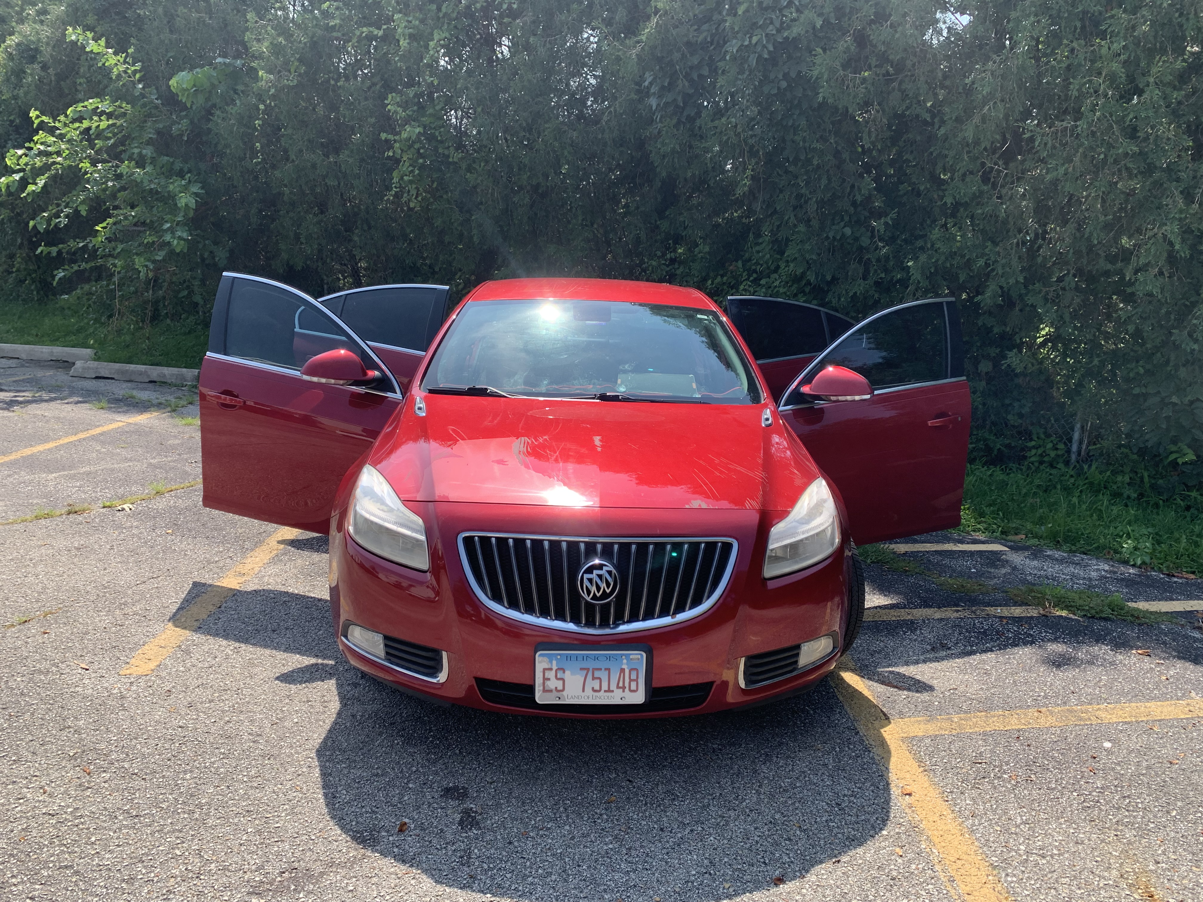 Used 2012 Buick Regal Leather FWD image 1