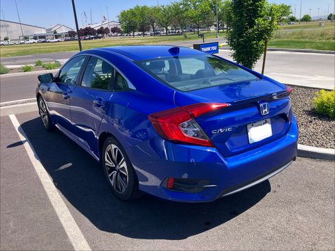 Used 2016 Honda Civic EX-T image 6