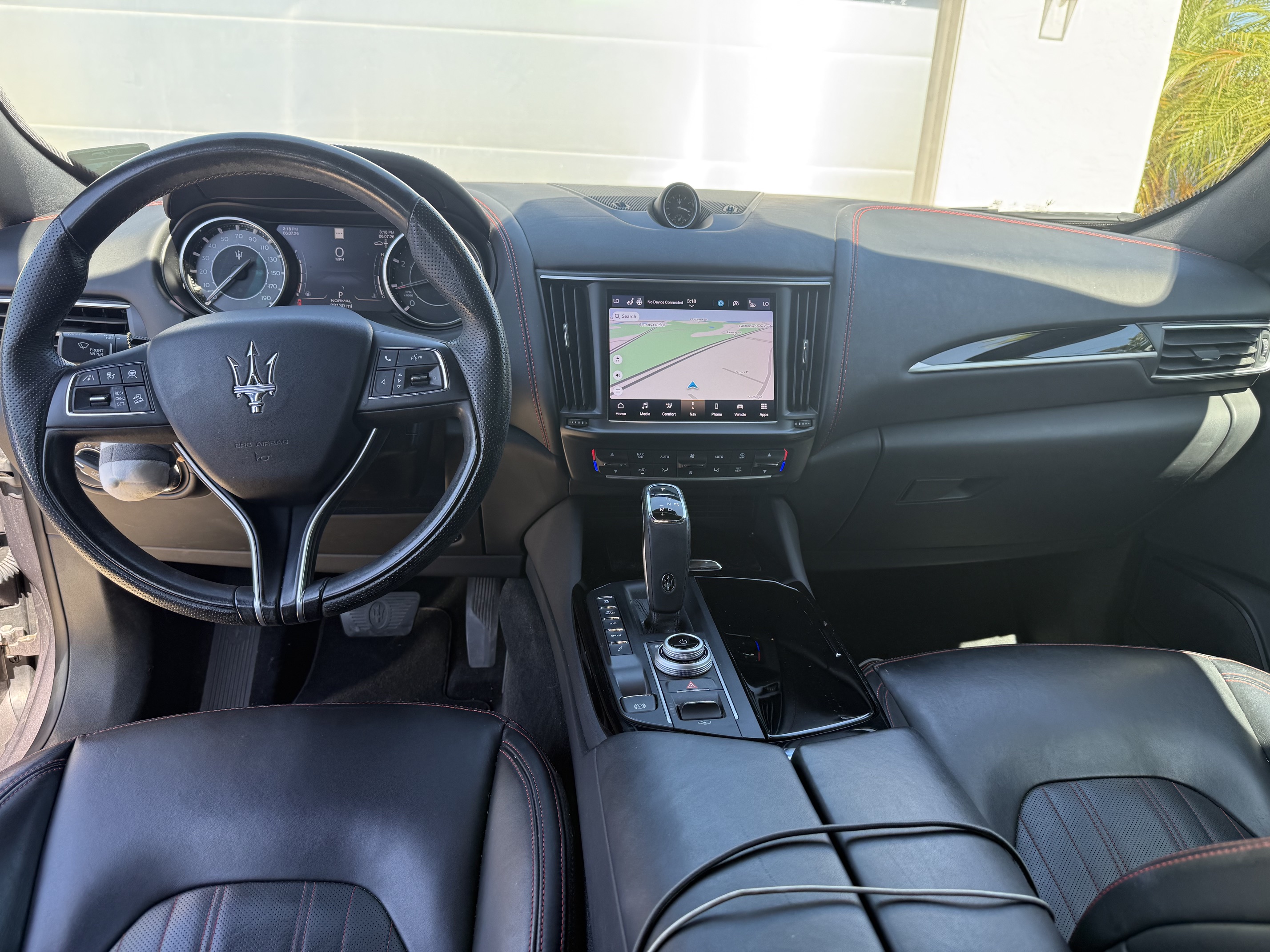 Used 2022 Maserati Levante Modena AWD/4WD image 11