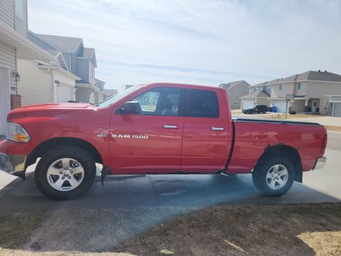 Used 2012 RAM 1500 Classic SLT image 4